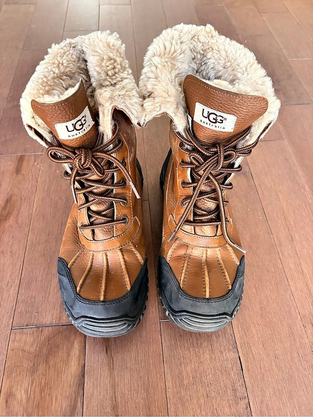 UGG Adirondack Waterproof Winter Snow Boots Brown & Black US 8 (39EU)